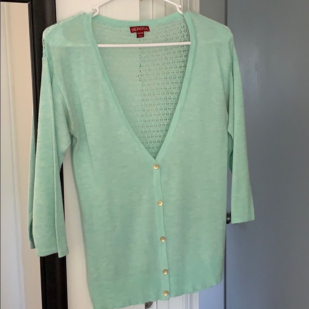 Mint quarter length shirt